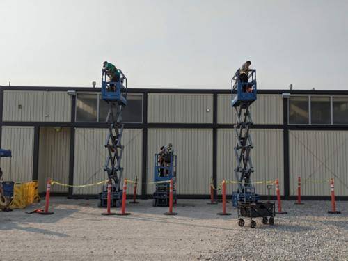 PXL 20210827 235049872