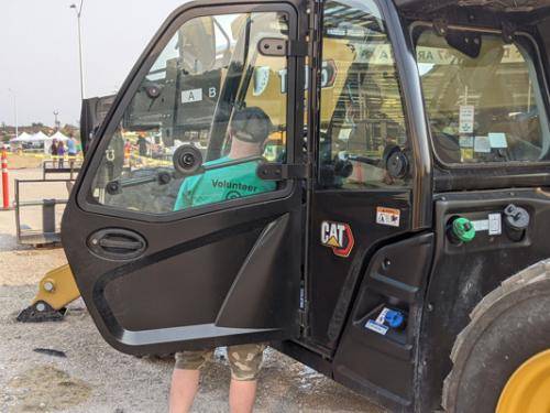 PXL 20210828 002511863.MP 