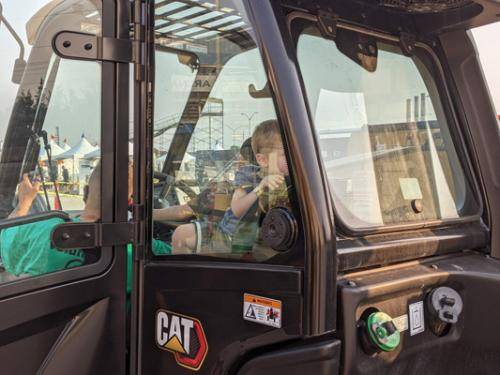 PXL 20210828 002524645