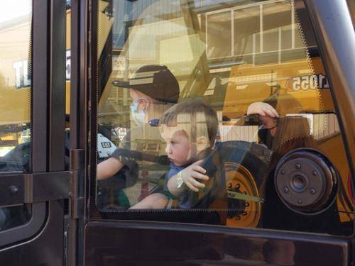 PXL 20210828 002549532.MP 