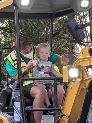 PXL 20210828 003332119.MP 