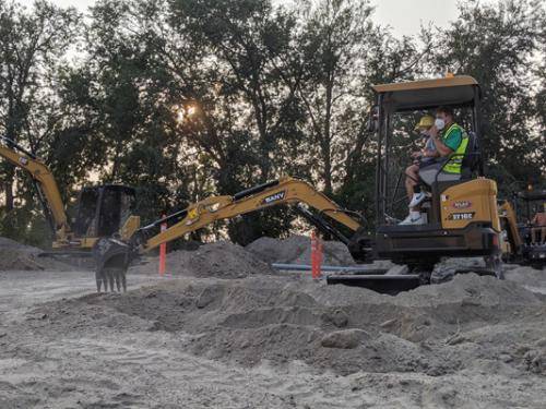 PXL 20210828 004507350