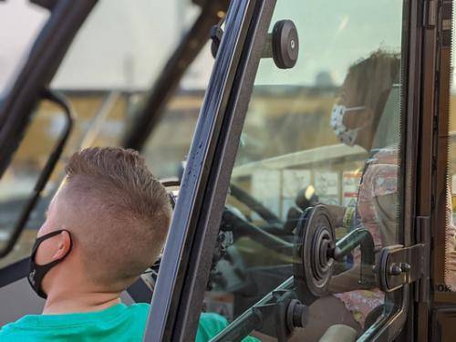 PXL 20210828 004741200.PORTRAIT